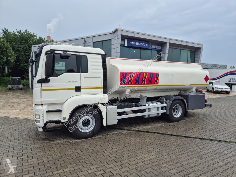 شاحنة MAN TGS 18.360 4X2  ADR