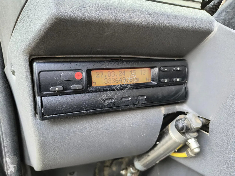 شاحنة Renault 220 8000L FUEL / CARBURANT TANK -...