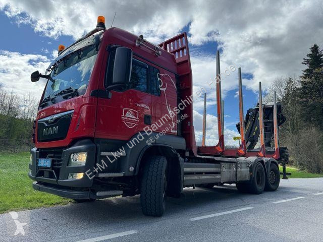 شاحنة MAN TGX 33.500 4X6 HOLZ KRAN ANHÄNGER