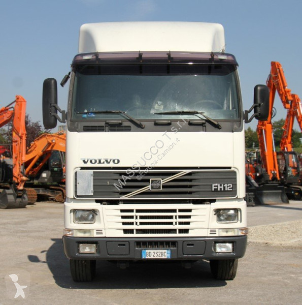 شاحنة Volvo 420