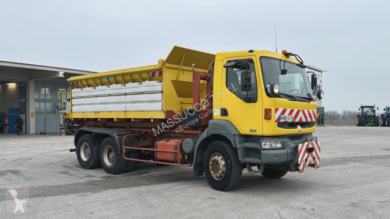 شاحنة Renault 370 DCI 6x4