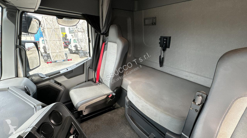 شاحنة Renault K42.460 / SCPE