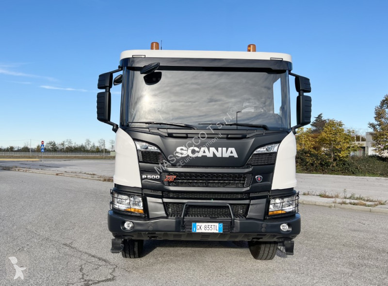 شاحنة Scania P500 XT 8X4