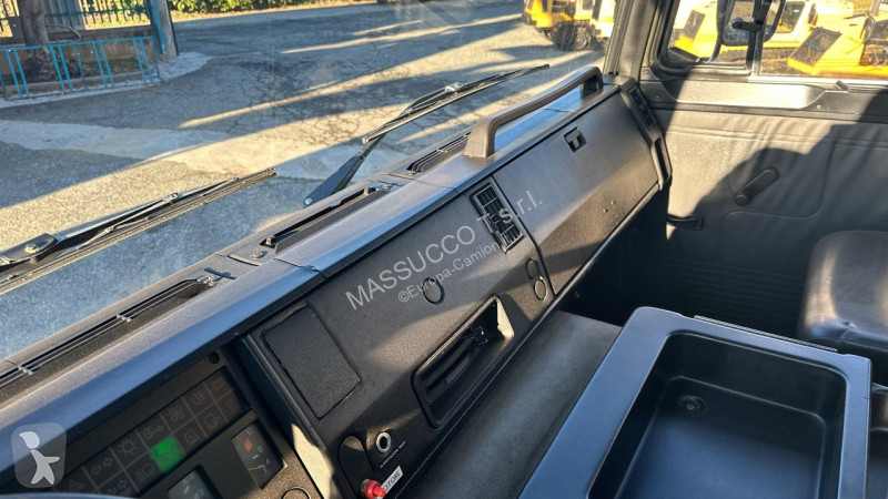 شاحنة Iveco 6x4