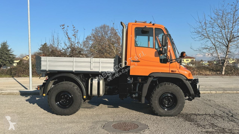 شاحنة Mercedes 405-10 4X4