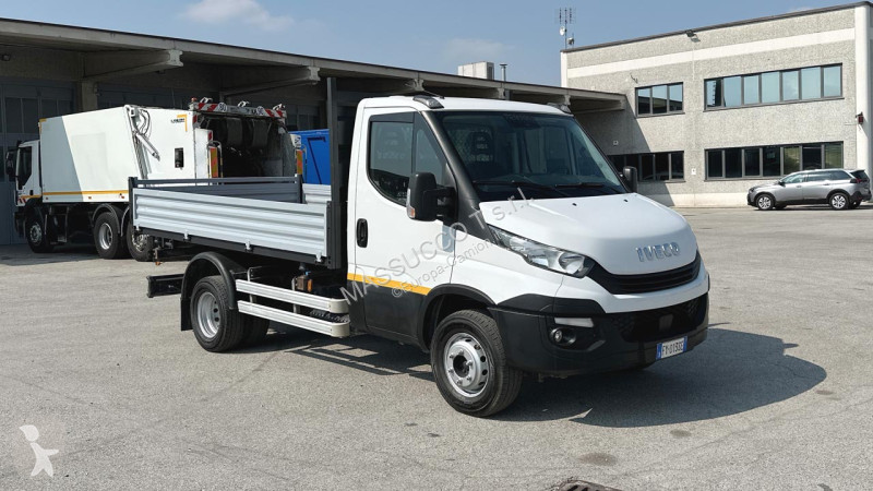 شاحنة Iveco 60-150 4X2