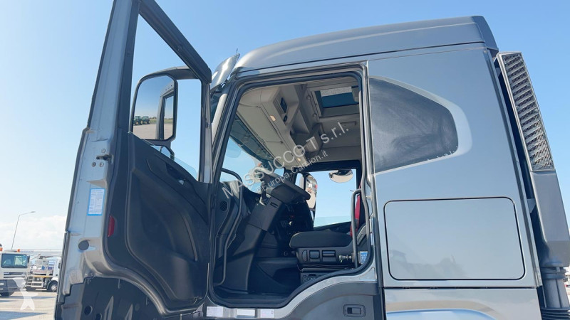 Camion Iveco 480 4X2