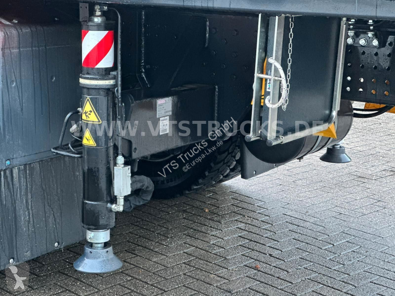 Грузовик MAN 35.470 8x4 Pritsche + FASSI F345RB...