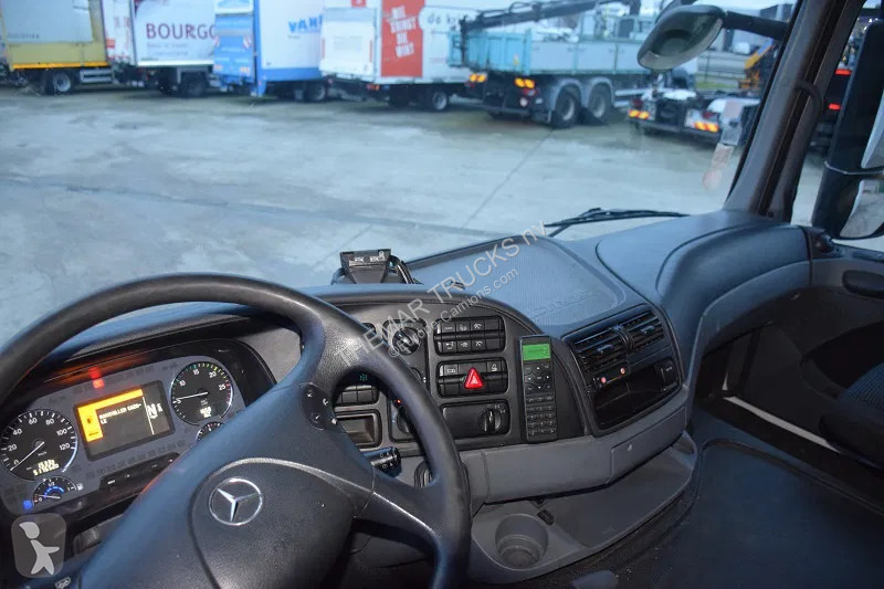 شاحنة Mercedes 2636 Buetec EEV - curtainsider