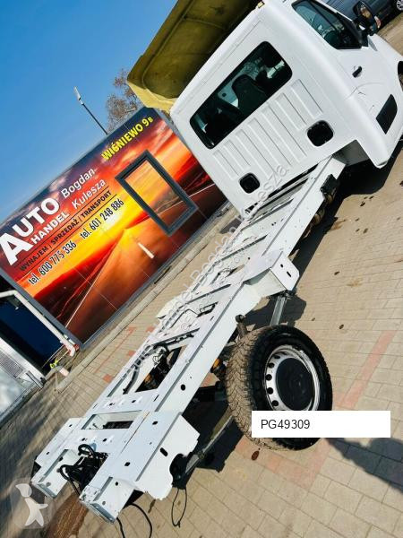 Лекотоварен автомобил Renault T35