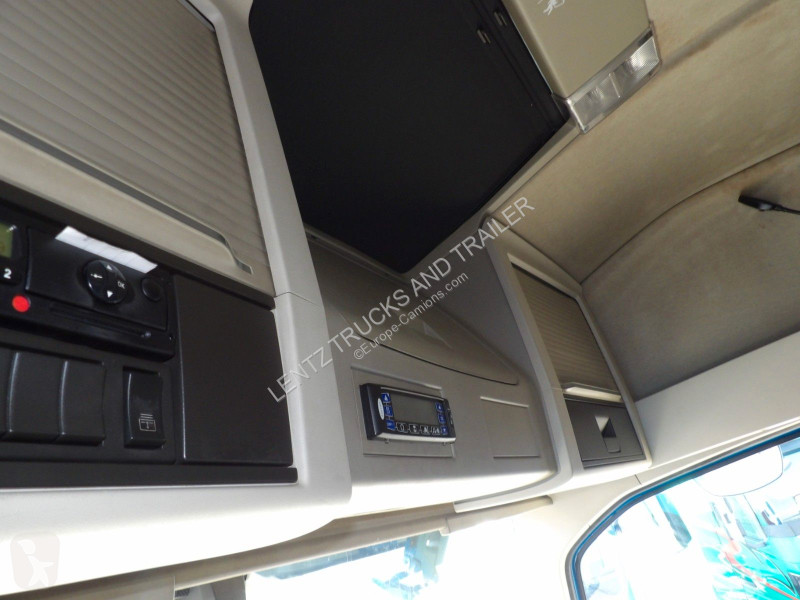 شاحنة Volvo 460-6X2 KÜHLKOFFER BI-TEMP-LBW EURO6