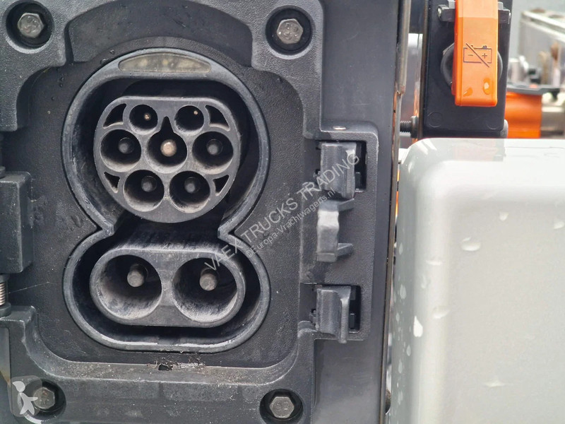 Lastbil Volvo Electric - 6x2*4 - BDF - Ful air...
