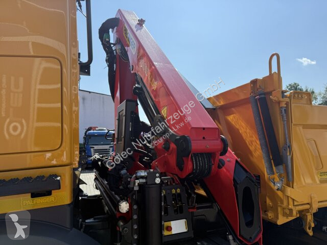 Camion Mercedes AROCS 1843 4x2 Kipper Kran...