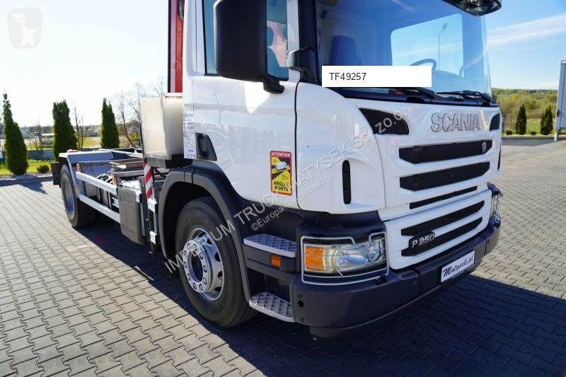 Camion Scania P 250 / 4X2 / SIŁOWNIK DO WYWROTU...