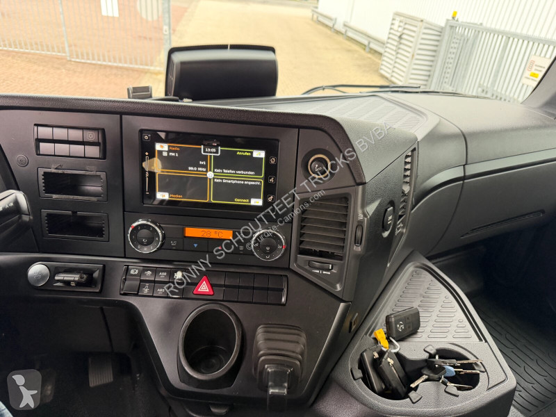 شاحنة Mercedes Arocs 3353 K 6x4 Arocs 3353 K...