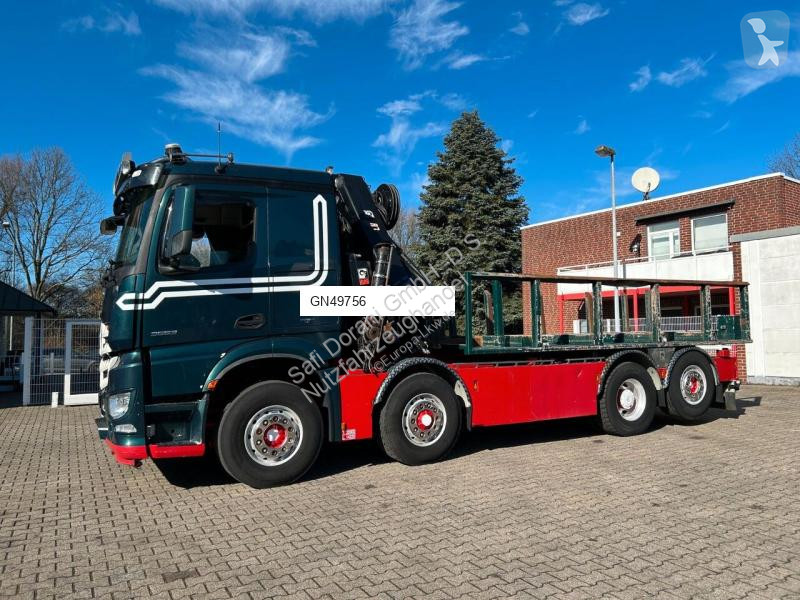 شاحنة Mercedes 302