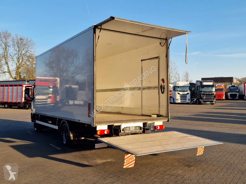 شاحنة Renault D 4x2 Box - Loadlift - Low KM -...