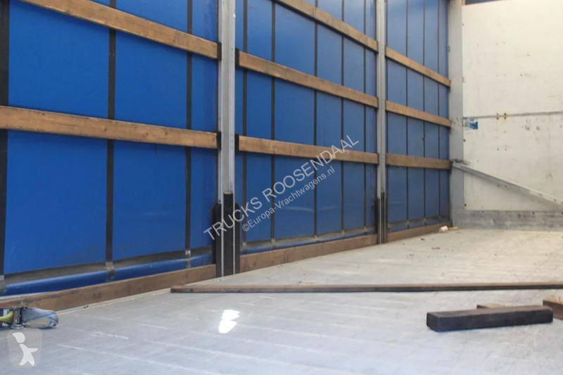 شاحنة MAN 8.210 + TRAILER + SLEEPCAB COMBI