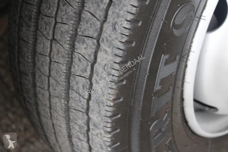 شاحنة Iveco 80E18 + MANUAL + EURO 5