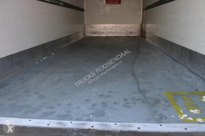 شاحنة Iveco 140E + CARRIER + MANUAL + ATP!!...