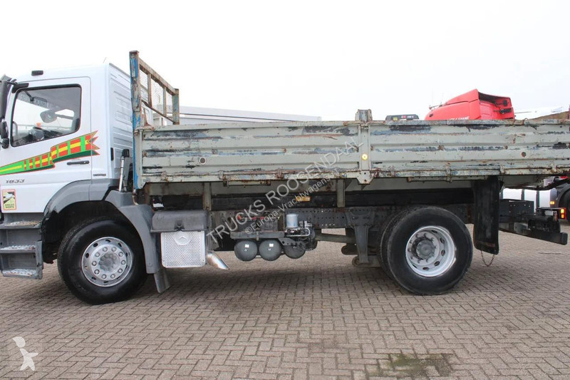 شاحنة Mercedes 1833 + Open cargo bed + manual