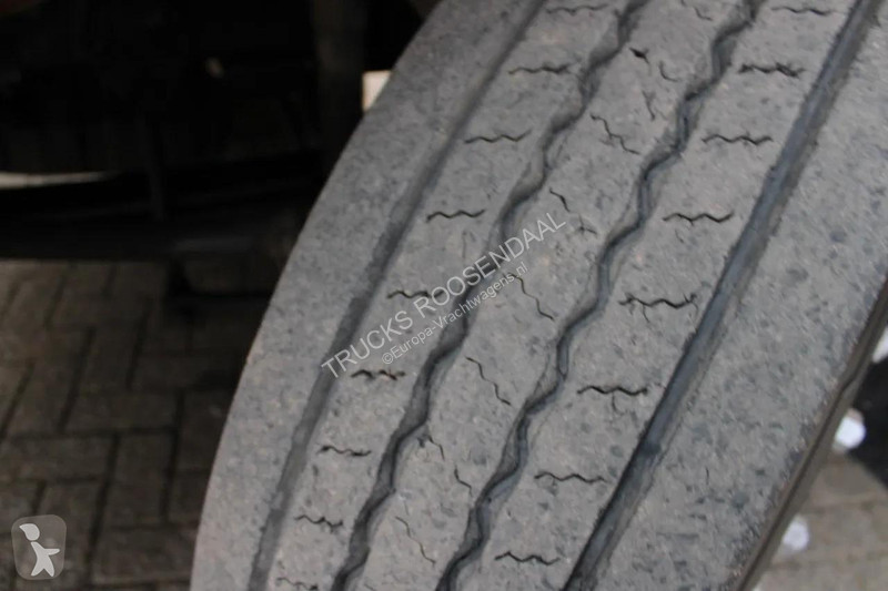 شاحنة Volvo 12340 + ADR + stokota 14.000L + manual