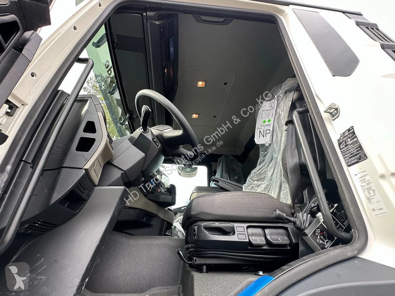شاحنة MAN 33.440 MAN  33.440 6x6 Kran HIAB 228-4