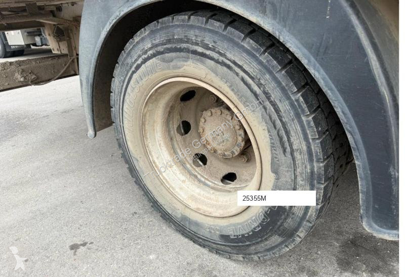 شاحنة Iveco 676 160E28