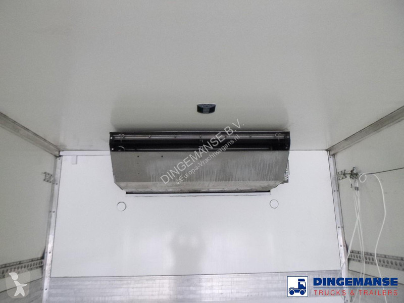 شاحنة Mercedes 2533 RHD 6x2 Thermoking T1000R...