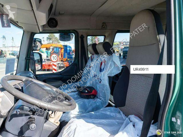 شاحنة Renault MIDLUM 240 DXI 4x4 Palfinger...