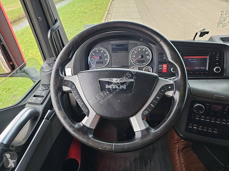 شاحنة MAN TGX XXL 6X2-4