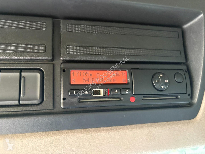 شاحنة DAF 220FA + Thermo king + euro 6 + manual
