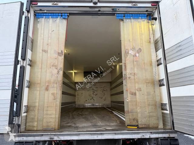 شاحنة Iveco