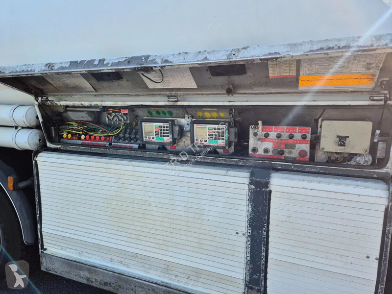 شاحنة Renault 380 DXI 19000L FUEL/CARBURANT - 4...