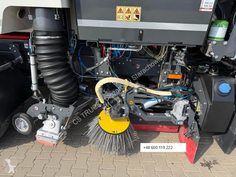 شاحنة Johnston Volvo FL 15.250