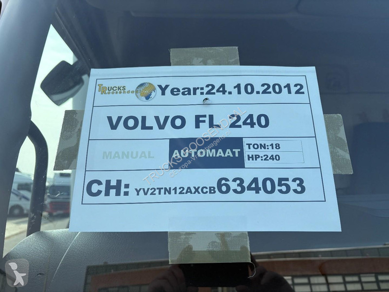 شاحنة Volvo FL 240 + THERMO KING + CHEREAU +...