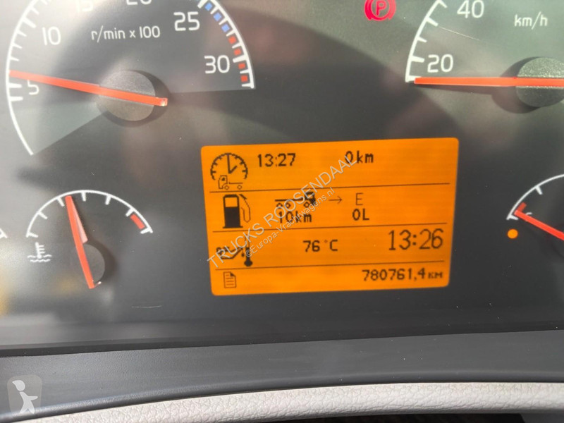 شاحنة Volvo FE 330 + HMF 1680 + 6X2 + CONTAINER...