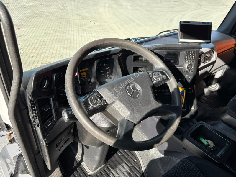 شاحنة Mercedes 1830 4x2 THERMOKING UT1200 / BOX...