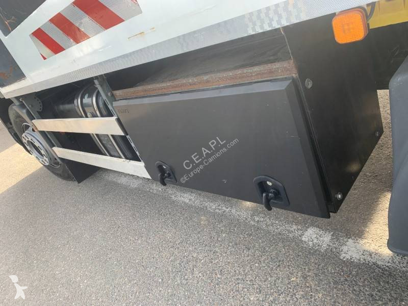 MAN  truck