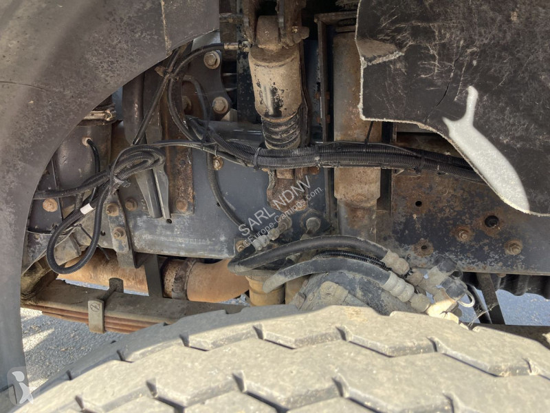 شاحنة Renault 370