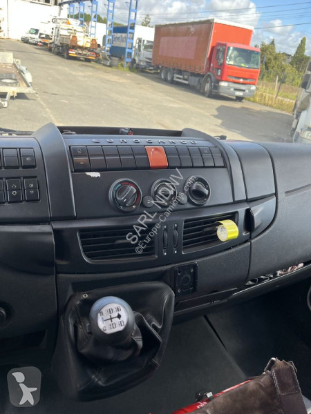 Camion Iveco EuroCargo 120E
