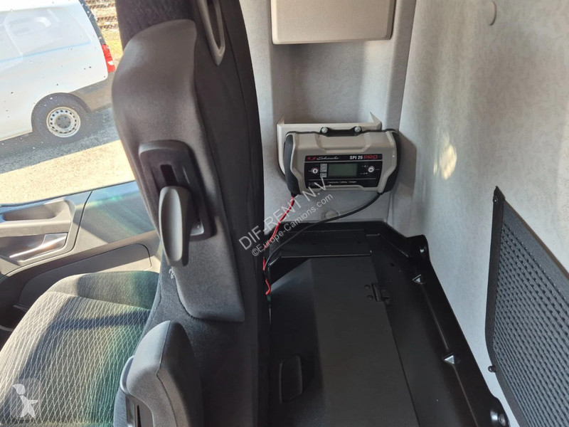 Lastbil Mercedes e ACTROS 400 L