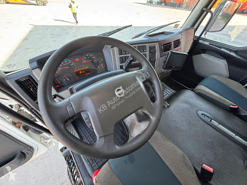 شاحنة Volvo FL 250 4x2 THERMOKING V-100 Max /...