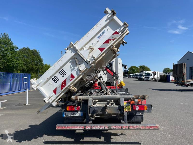 Camion Renault  D240