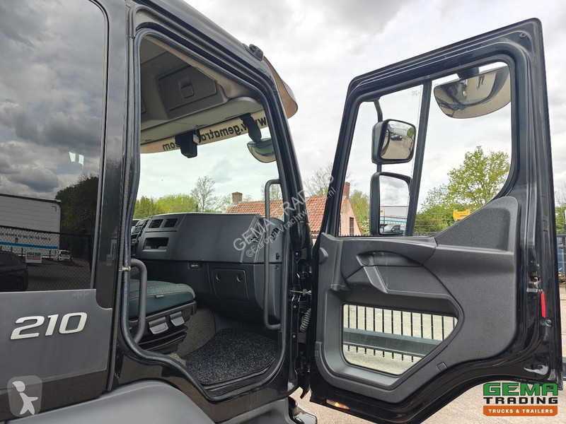 شاحنة Volvo 210 4x2 Day Cab Euro 6D - Junge Box...