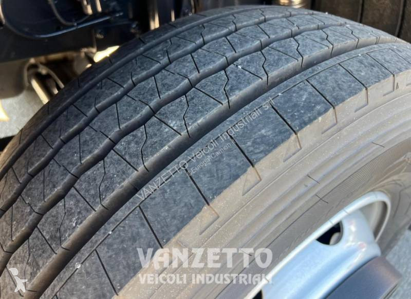 شاحنة Iveco
