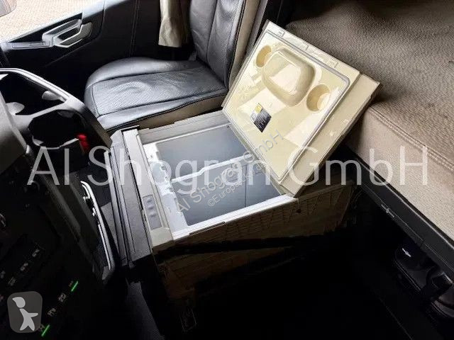 Camion Volvo 16750 6x4/Kran Epsilon...