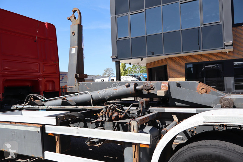 شاحنة DAF 105460 * MANUAL * CONTAINER * 6X2 *...