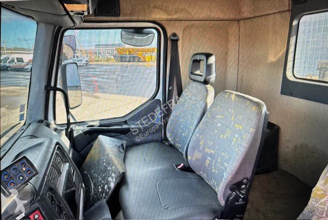 شاحنة Renault 180 , Tipper , Manual , Spring...