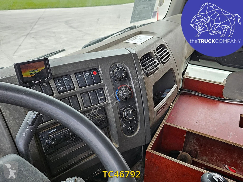 شاحنة Renault 320